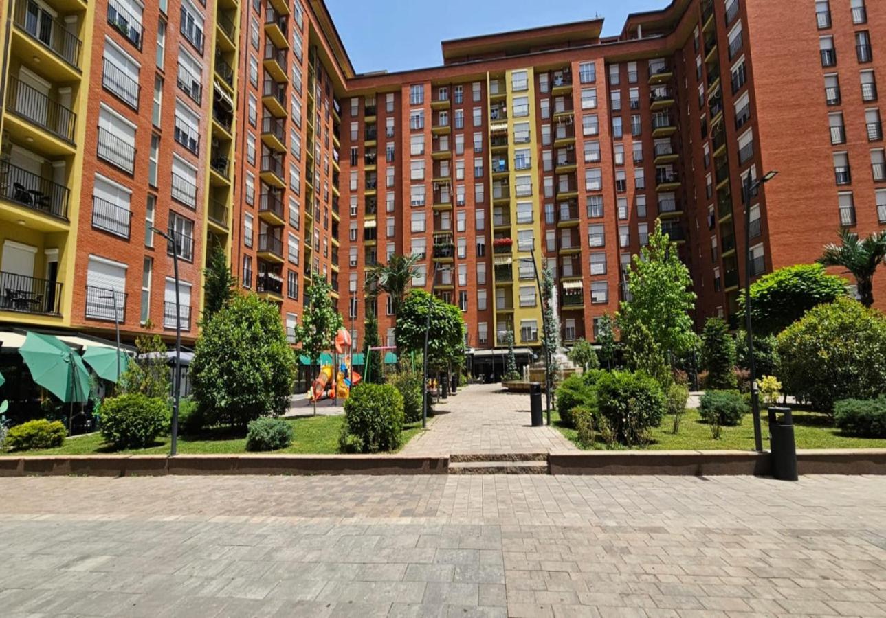 Superb 1 Bedroom In The Best Zone Of The City. Uroševac Exterior foto