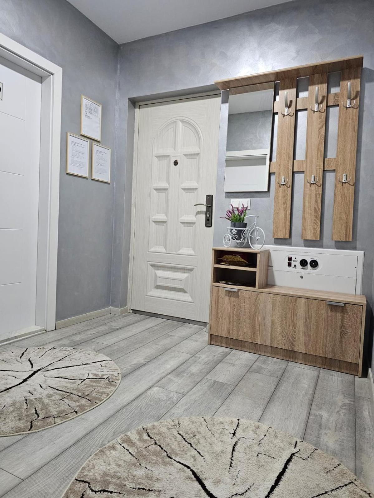 Superb 1 Bedroom In The Best Zone Of The City. Uroševac Exterior foto