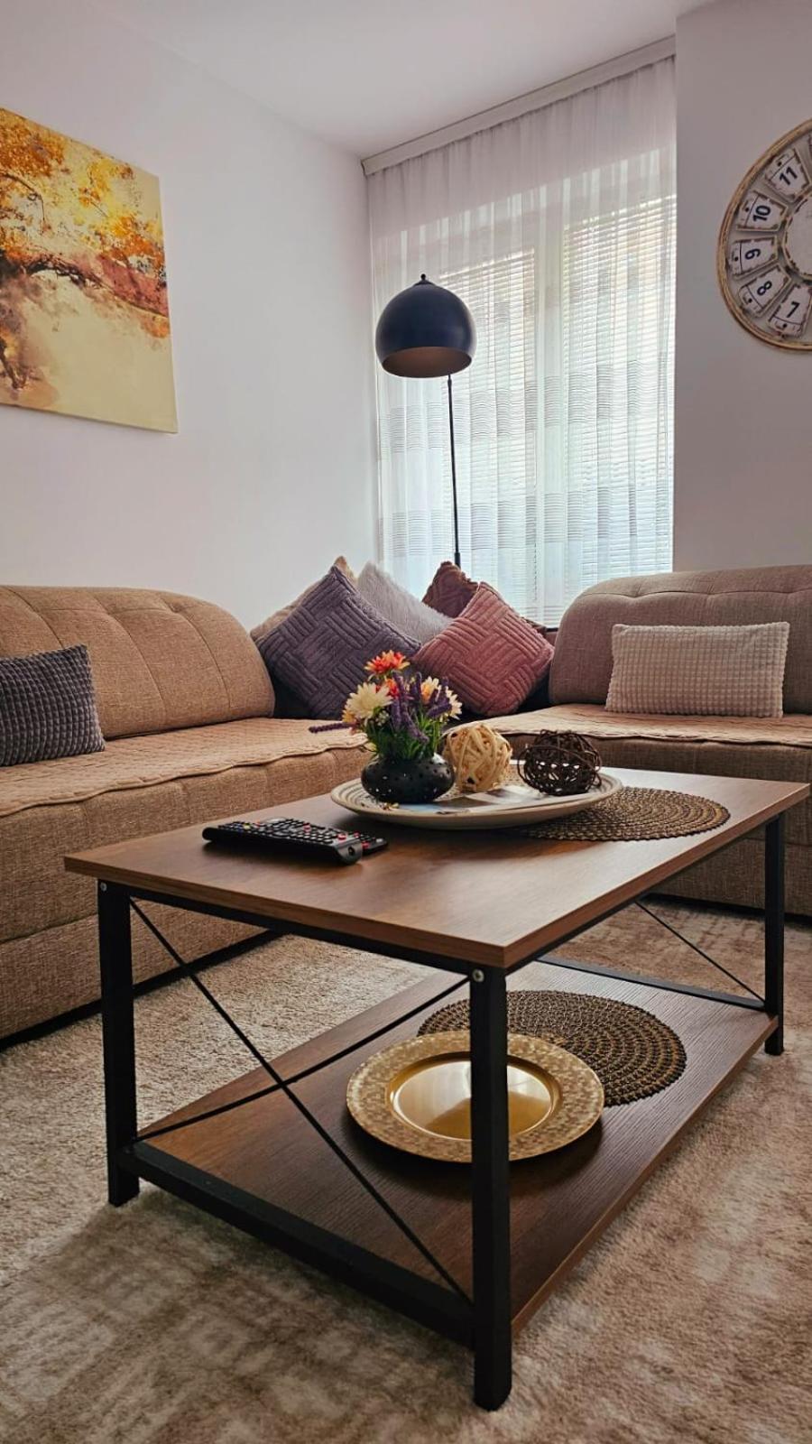 Superb 1 Bedroom In The Best Zone Of The City. Uroševac Exterior foto